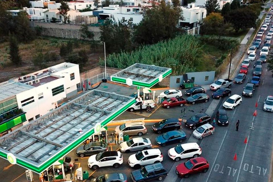 Colas gasolineras