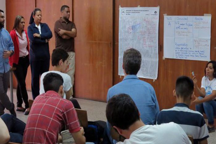 Talleres sobre violencia