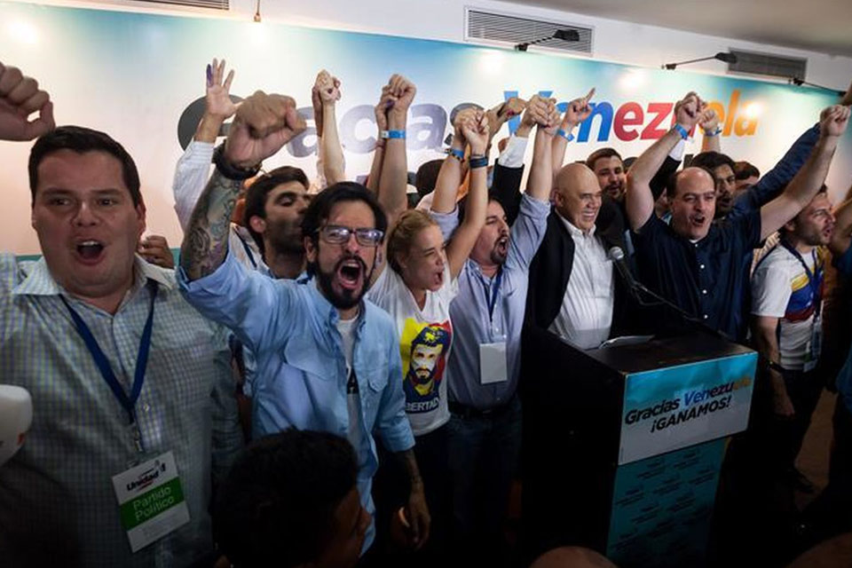 Aciertos-Parlamentarias 2015