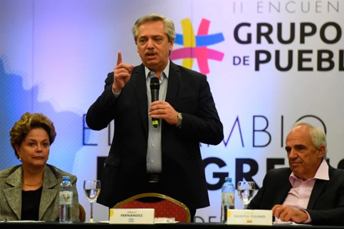 Alberto Fernández-Grupo de Puebla