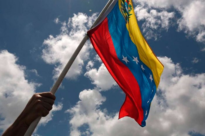 Repensar el país