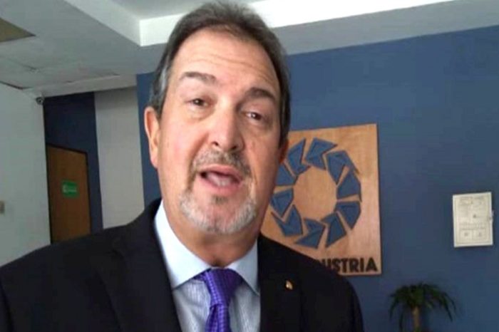 Adán Celis, Conindustria