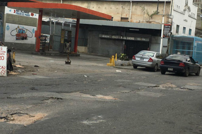 Huecos en avenida Capitán Felipe Esteves, Prado de María
