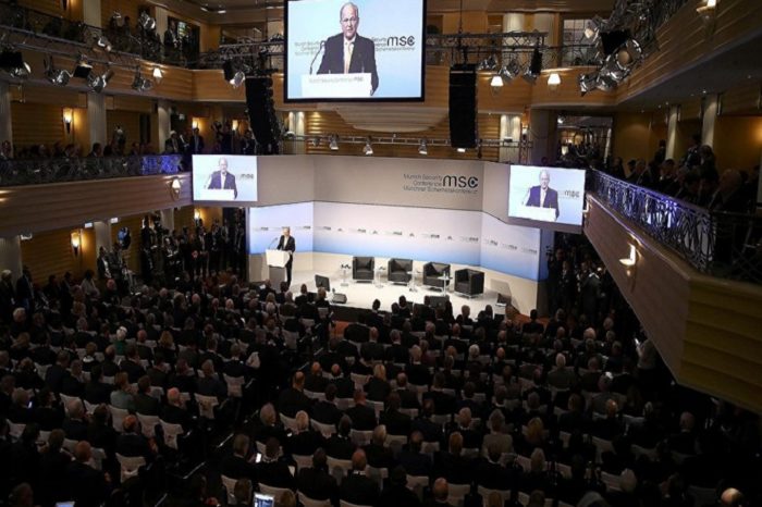 CONFERENCIA DE SEGURIDAD.