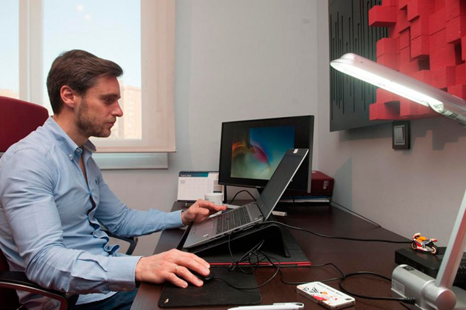 trabajo Teletrabajo y empresas online vacaciones