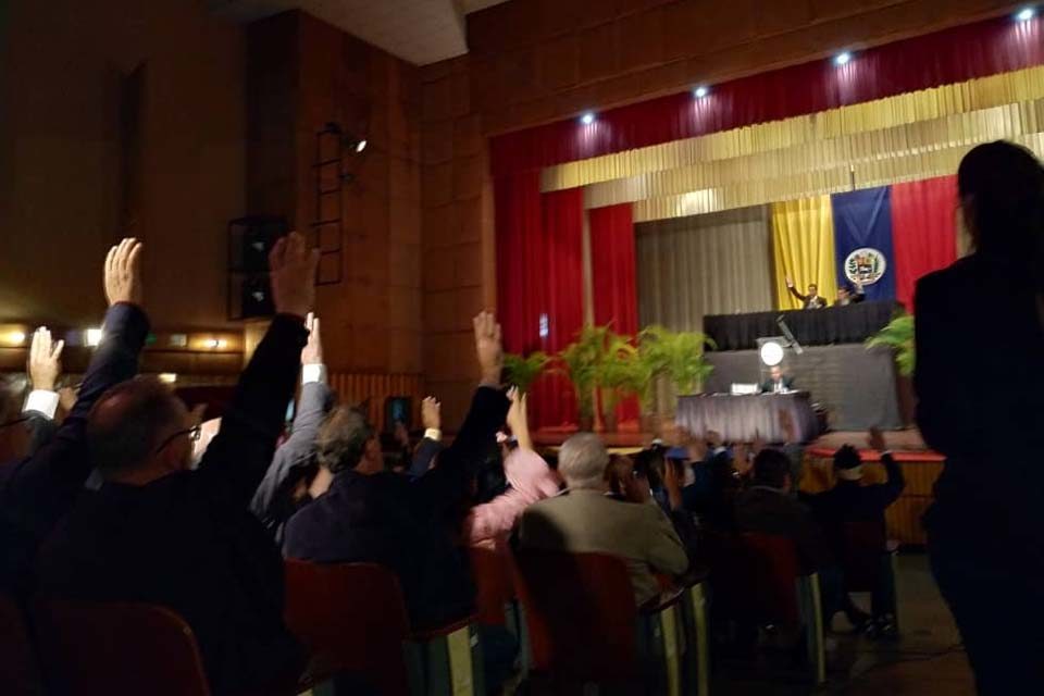 tema Rosneft Asamblea Nacional AN 2015