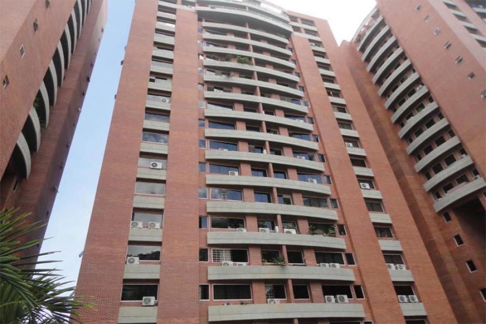 25 invasiones a edificaciones caraqueñas se han reportado en la cuarentena mercado inmobiliario