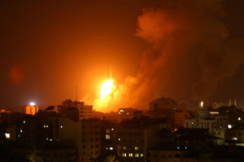 Israel bombardea Gaza