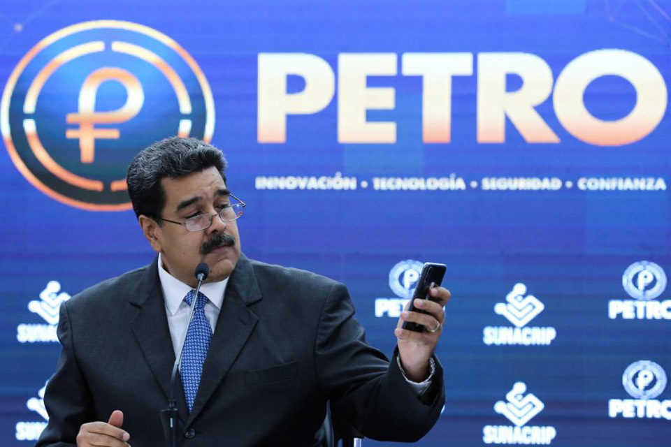 Petromentira y Perogrullo