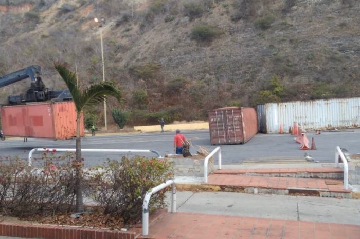 Bloqueo Caracas La Guaira