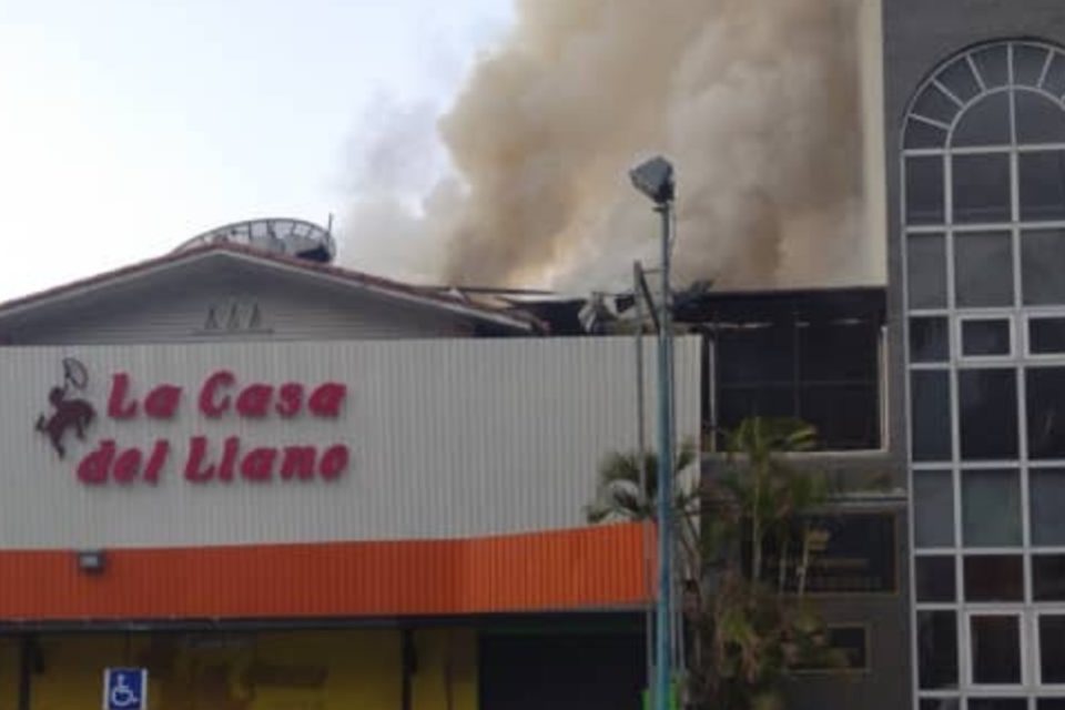 La casa del llano incendio