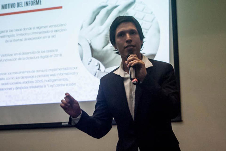 Luis Serrano Redes Ayuda