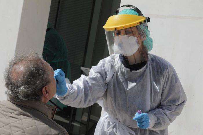 Coronavirus ha provocado más de 961 mil muertos