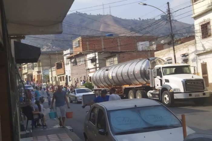 Cisternas es la solución del gobierno