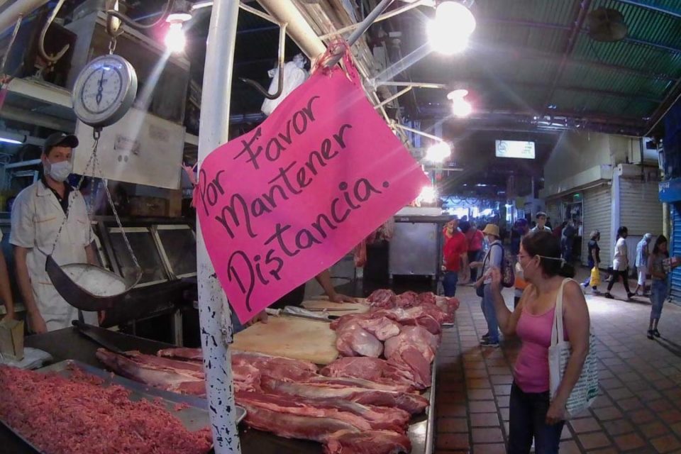 Los precios se disparan en los mercados del país