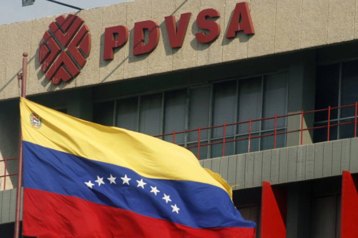 Industria petrolera Pdvsa exportaciones - suiza . directora Money Flight