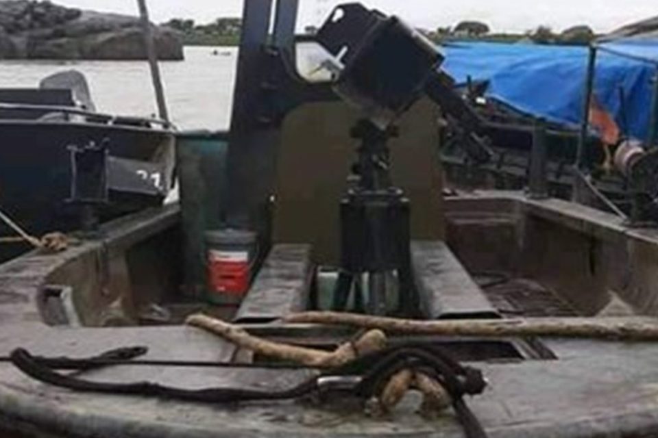 bote Armada de Colombia