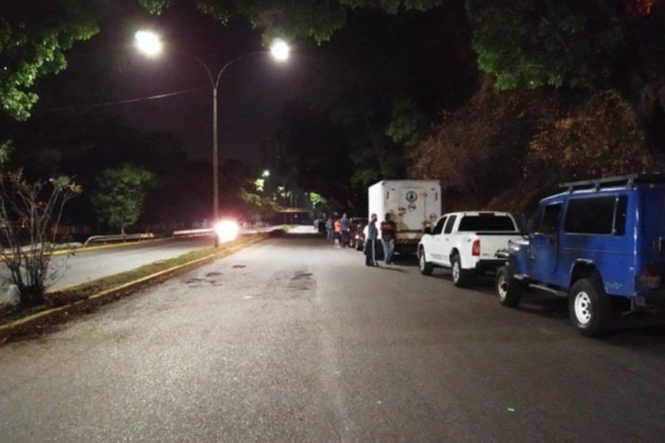 estaciones de servicio Caracas 02062020 av rio de janeiro