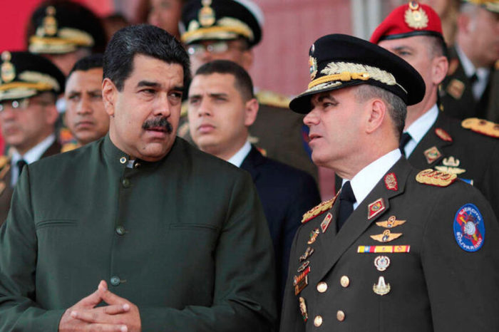 Alternancia militarismo y democracia