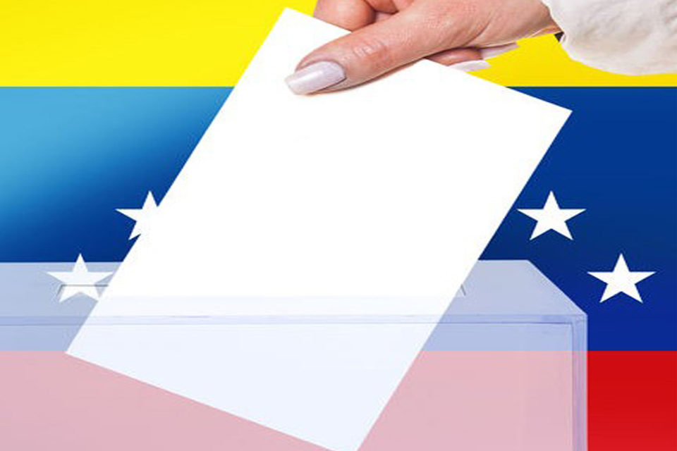 Detener la operación totalitaria