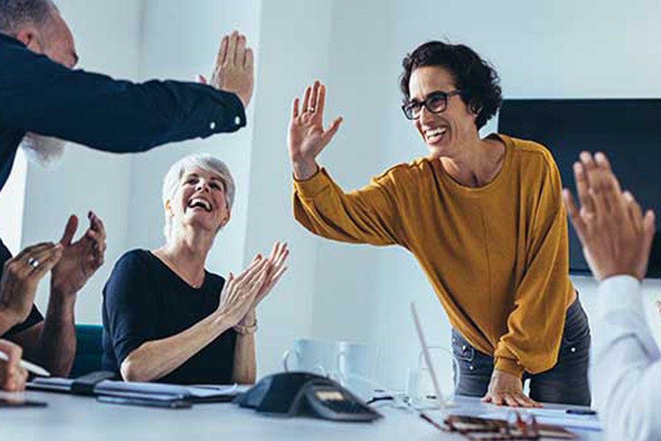 Hacer negocios, crear empresas
