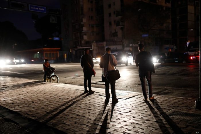 fallas eléctricas altamira sin luz AP detenciones