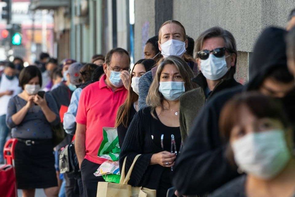 Colombia y Chile avanzan en relajación de la cuarentena por coronavirus covid-19