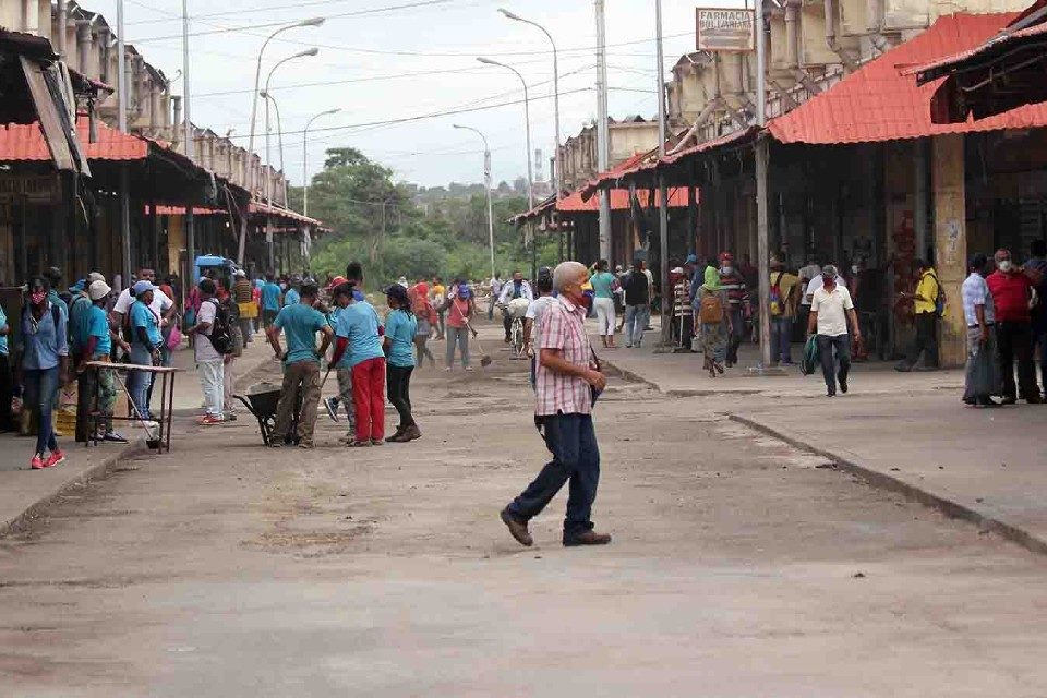 JLGILLasPulgas9 mercado las pulgas la verdad - Zulia