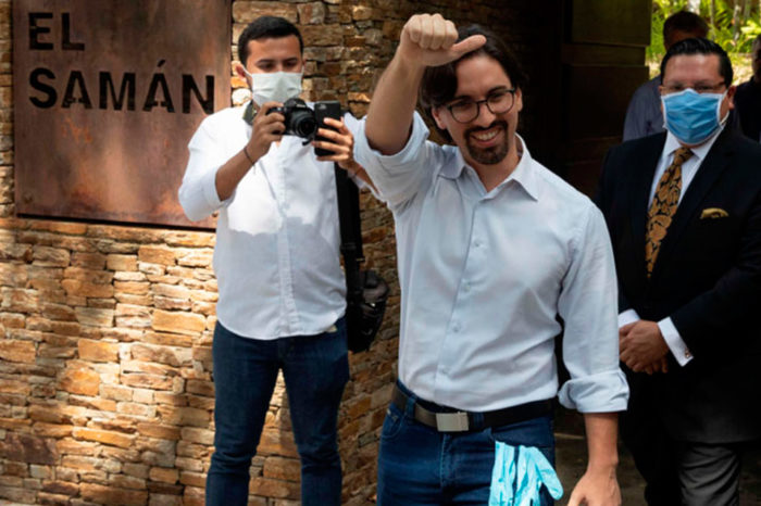 Freddy Guevara López consulta
