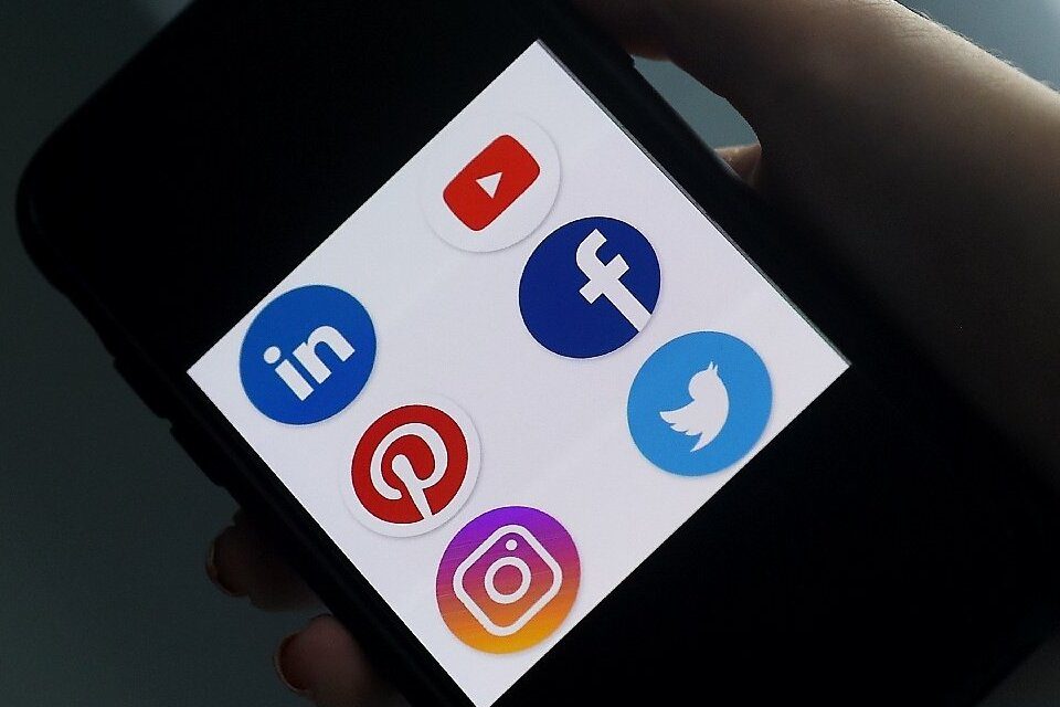 Gigantes de internet llegan a un acuerdo para combatir el discurso de odio