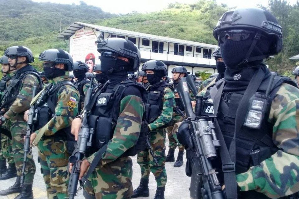 operación militar