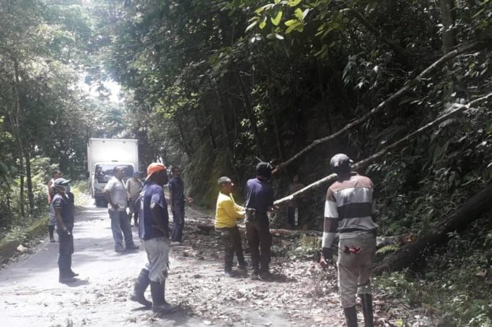 Escombros Ocumare de la Costa El Limon