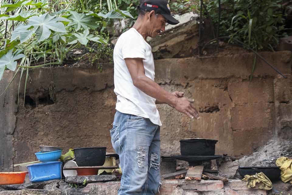 Fallas de servicios públicos agobian a caraqueños