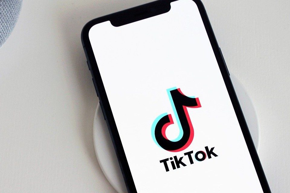 Trump bloqueará descargas de TikTok y WeChat en EEUU el domingo - tiktok - cicpc