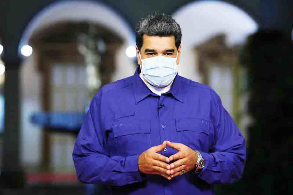 Maduro denuncia "otro" plan orquestado por Iván Duque contra Venezuela