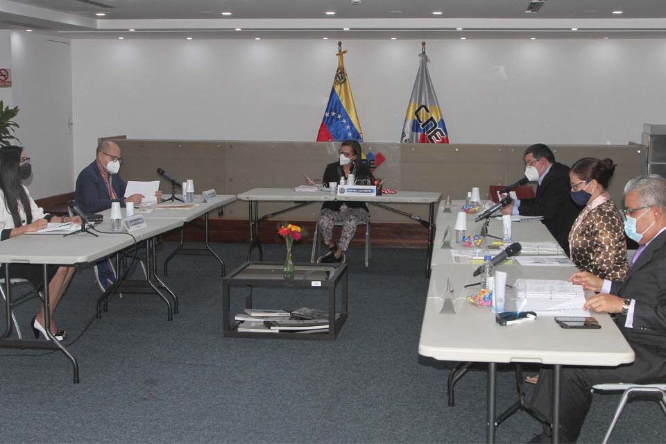 CNE elecciones junta directiva