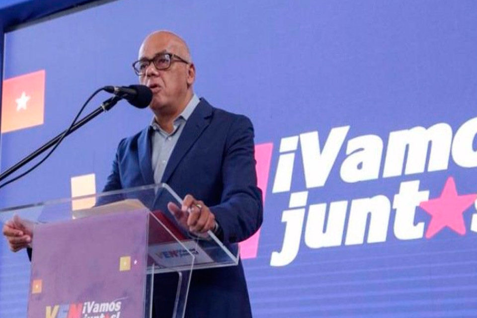 Jorge Rodríguez Roland Carreño Johnson & Johnson vacuna