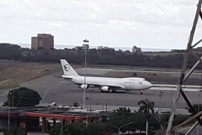 Irán avión sancionado EEUU 27.10.2020