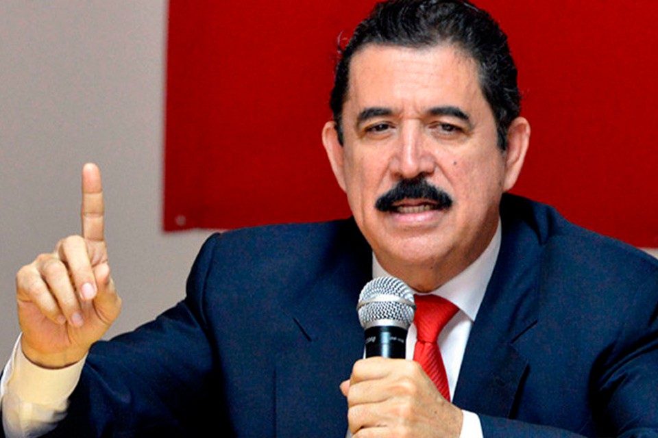 Manuel-Zelaya-vacuna rusa