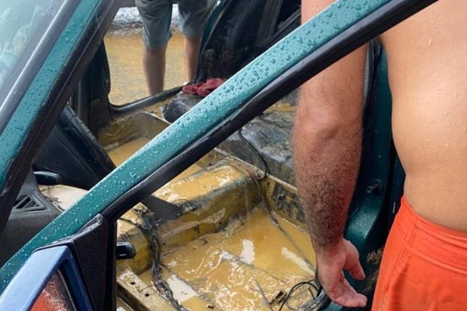 Quebrada-desboradad-en-Sucre gasolina