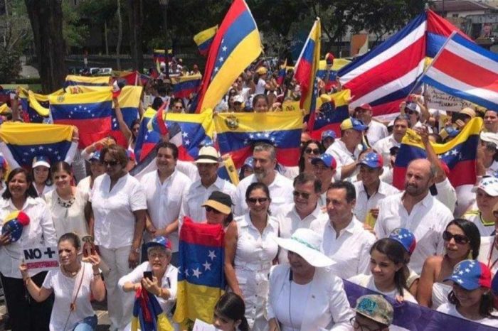 Costa Rica migrantes venezolanos