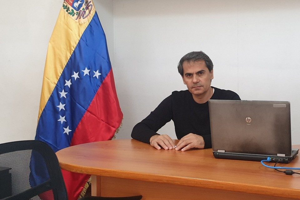 Hayri Kucukyavuz voto obligatorio