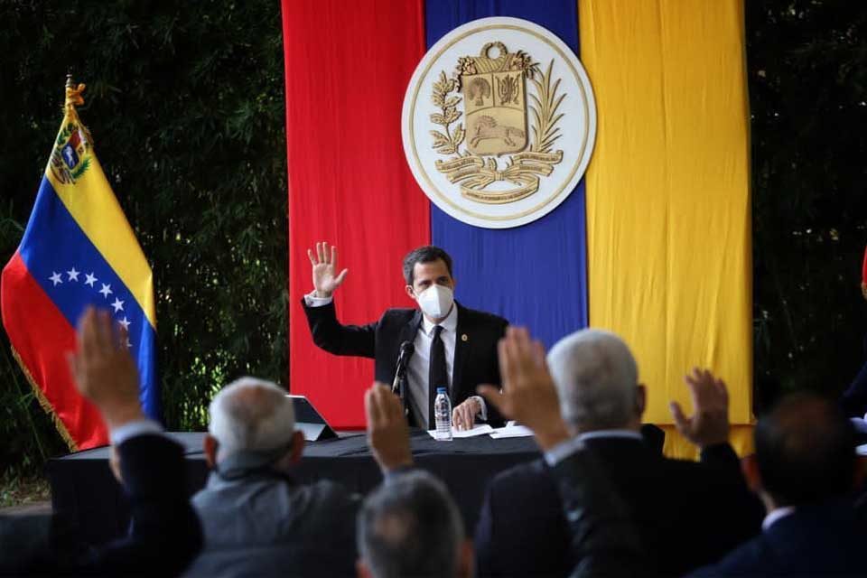 AN de Guaidó aprueba recursos para covax FAN