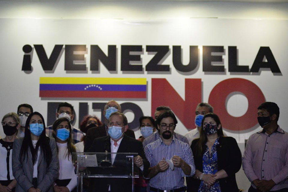 Abstención proyectada por la oposición el 6D