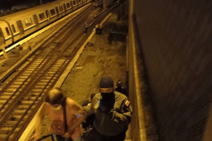 Tren del Metro de Caracas descarrilado en Caricuao