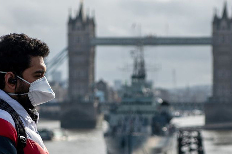 Variante británica de la covid-19 se esparce en Europa
