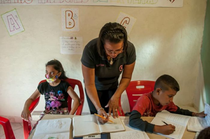 maestros - educación