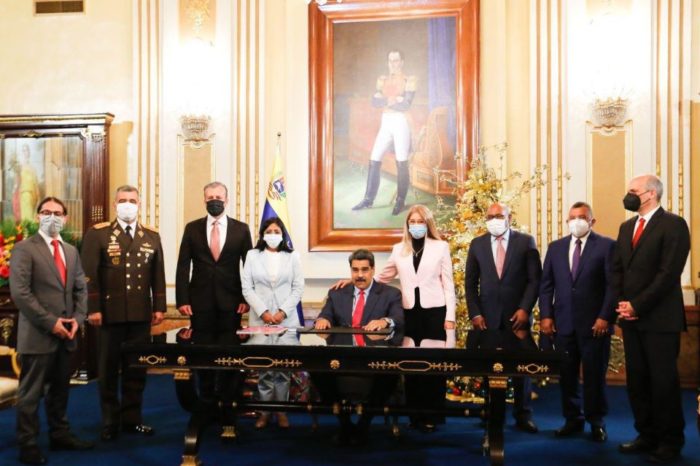 Fortaleza y debilidad del gobierno