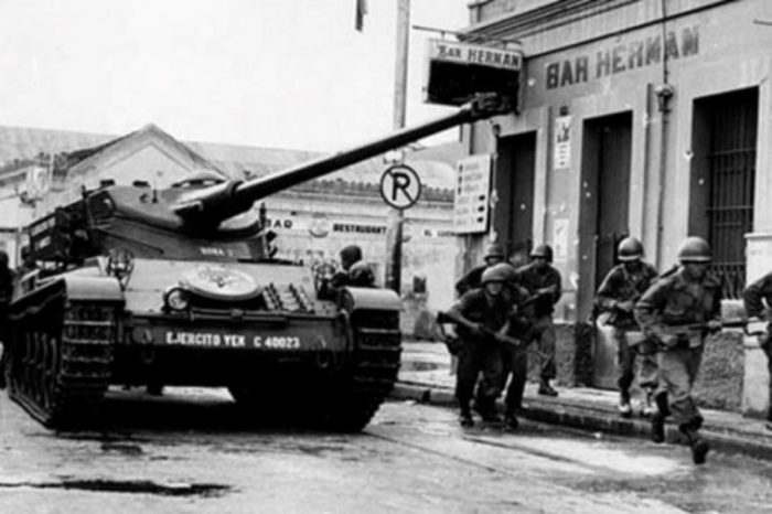 Militares a los cuarteles