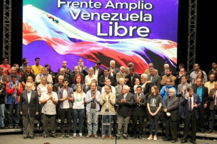Entre dictaduras Frente Amplio primaria